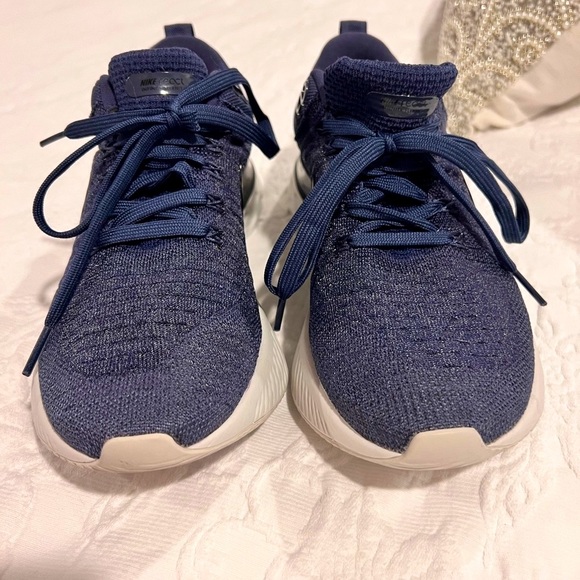 React Infinity Run Flyknit 2 Running Shoes NWT unisex - Picture 13 of 13